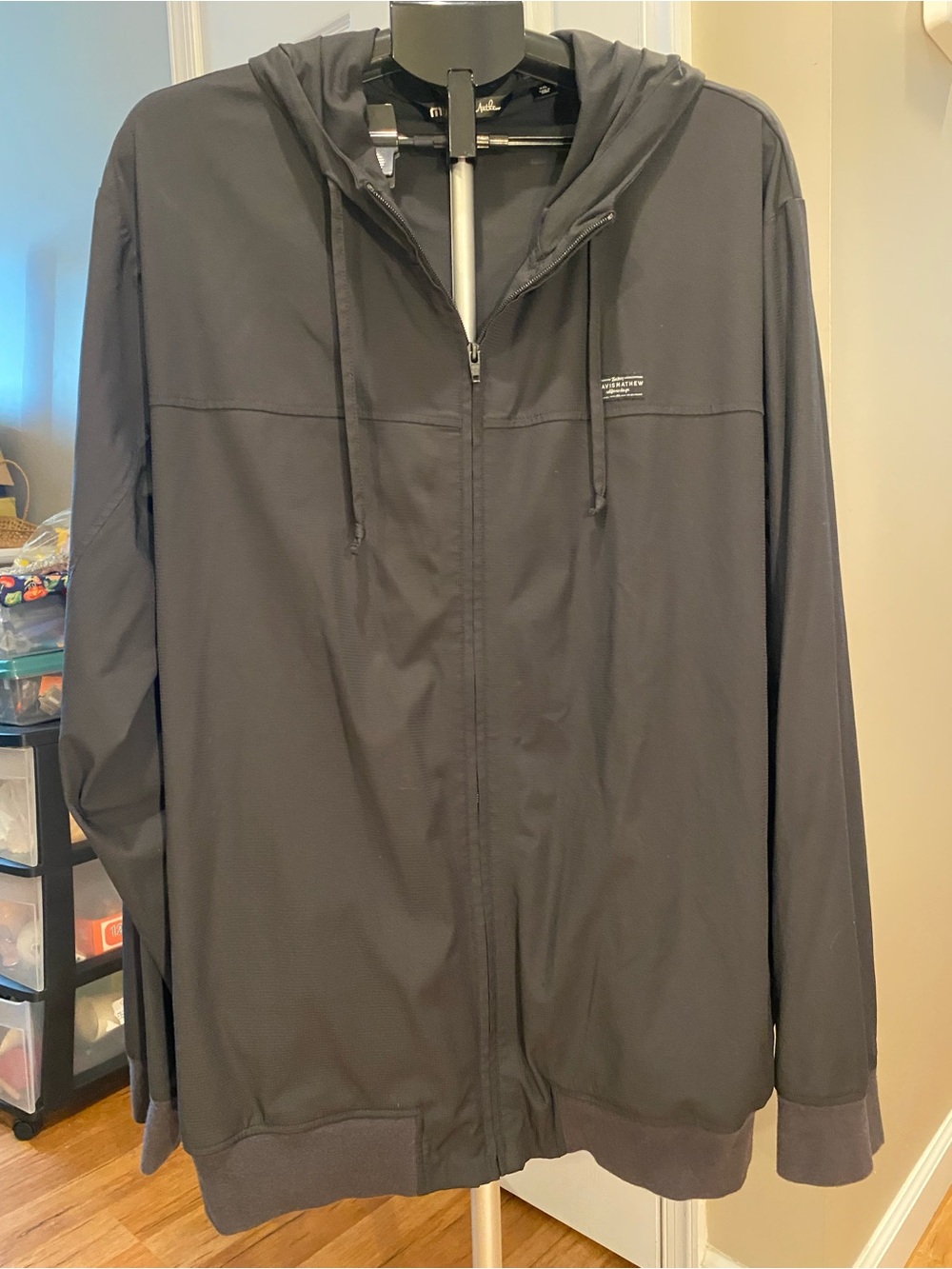 TravisMathew black zip up Mens jacket stretchy comfortable XXL